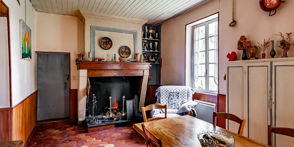 maison à CIVRAC SUR DORDOGNE (33350)